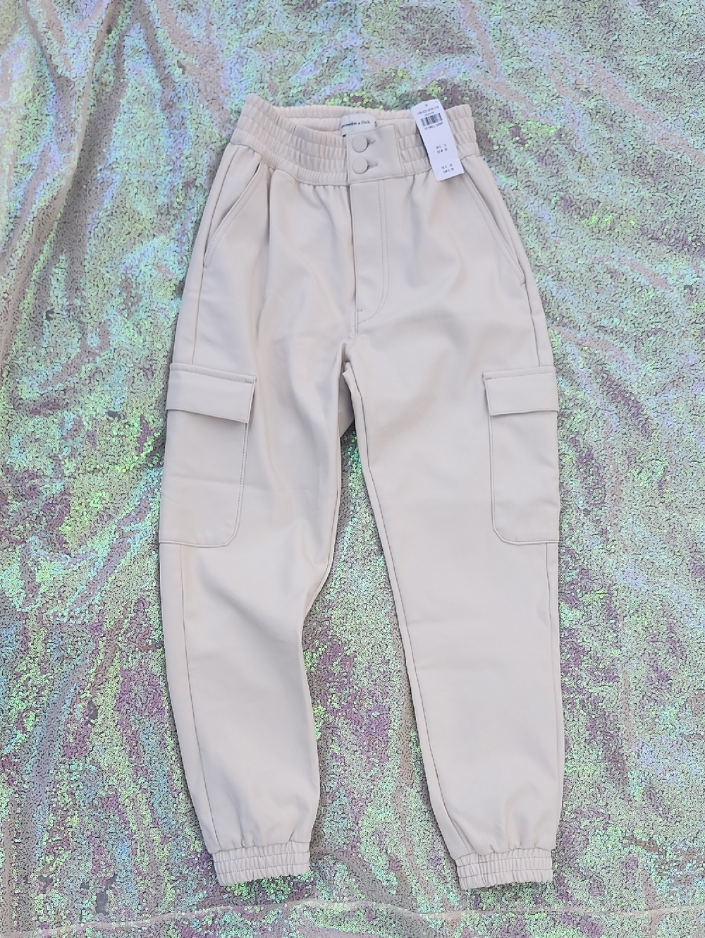 Abercrombie & Fitch Cream Cargo Faux Leather Joggers XX Small NWT Lovely!
